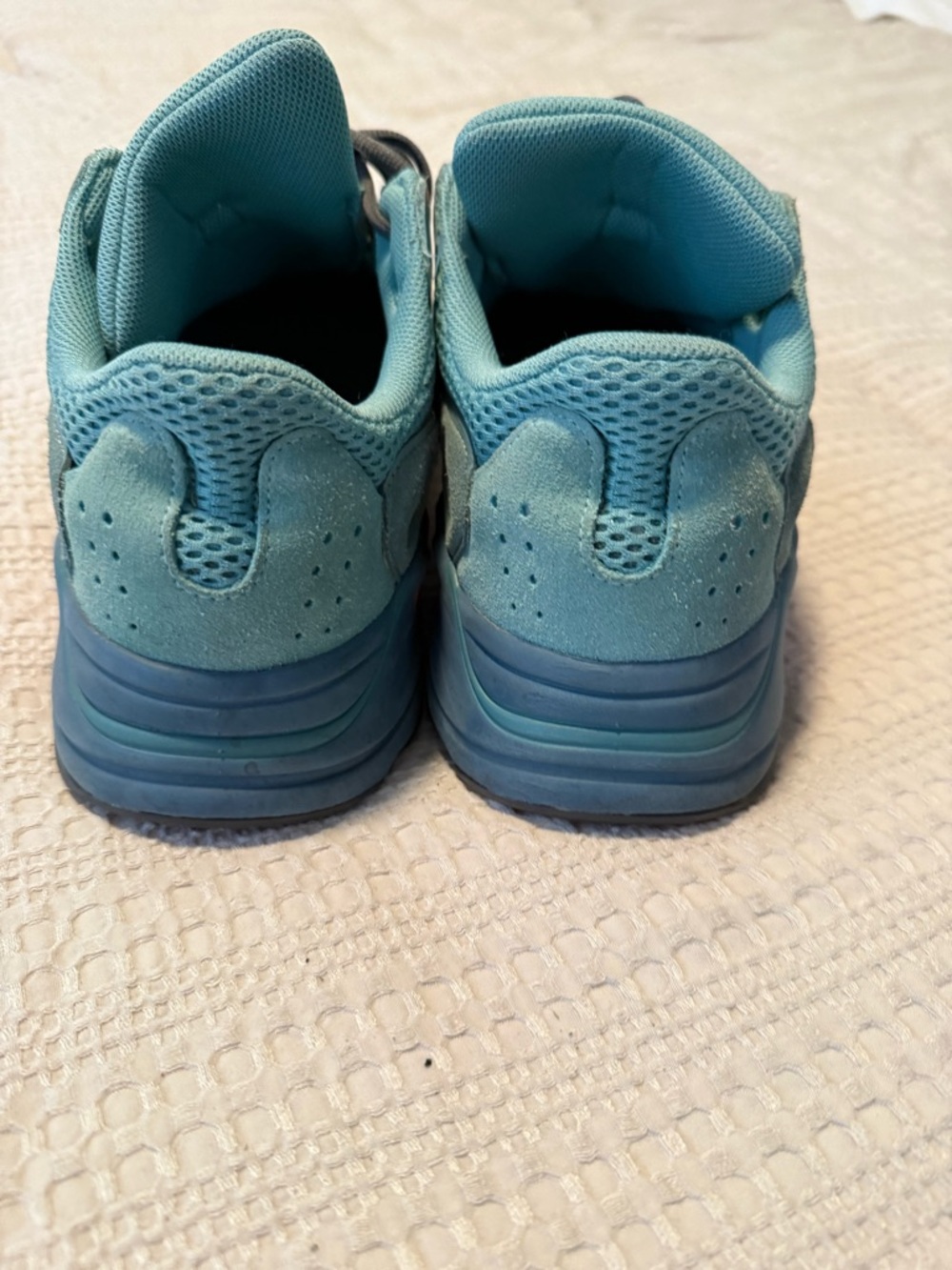 Yeezy Boost 700 Faded Azure View 5